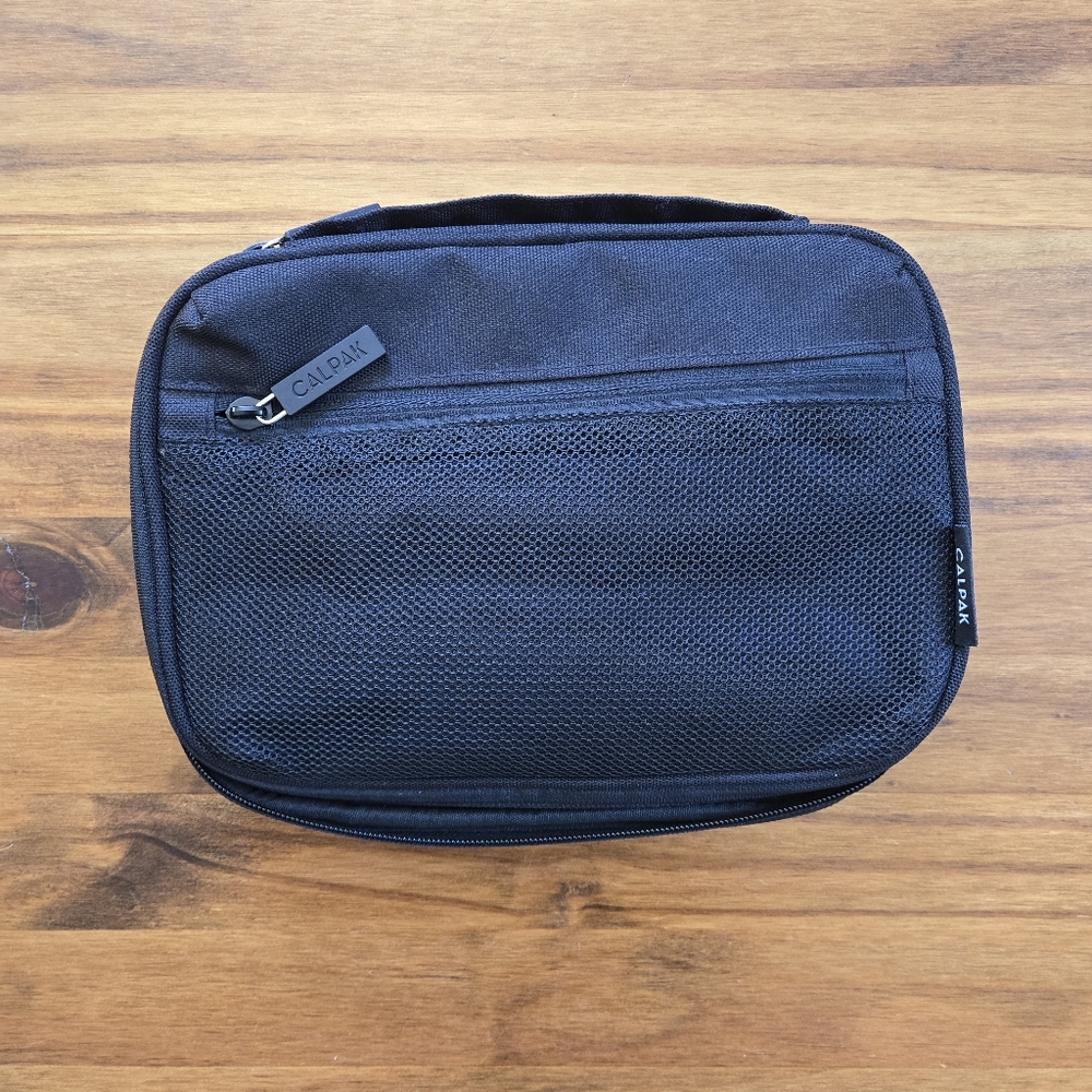Calpak Tech Organizer Black